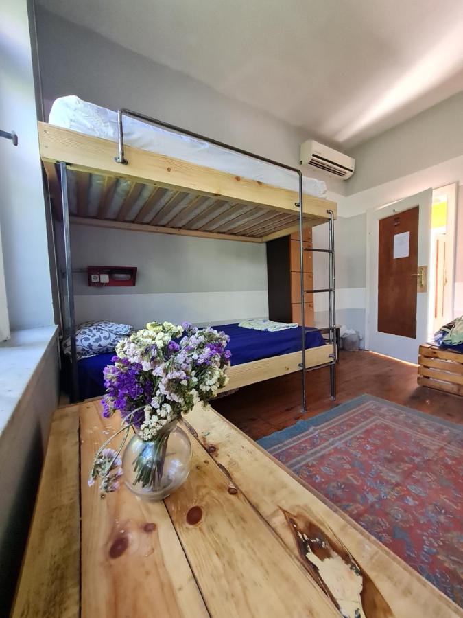 Milingona City Center Hostel Tirana Esterno foto