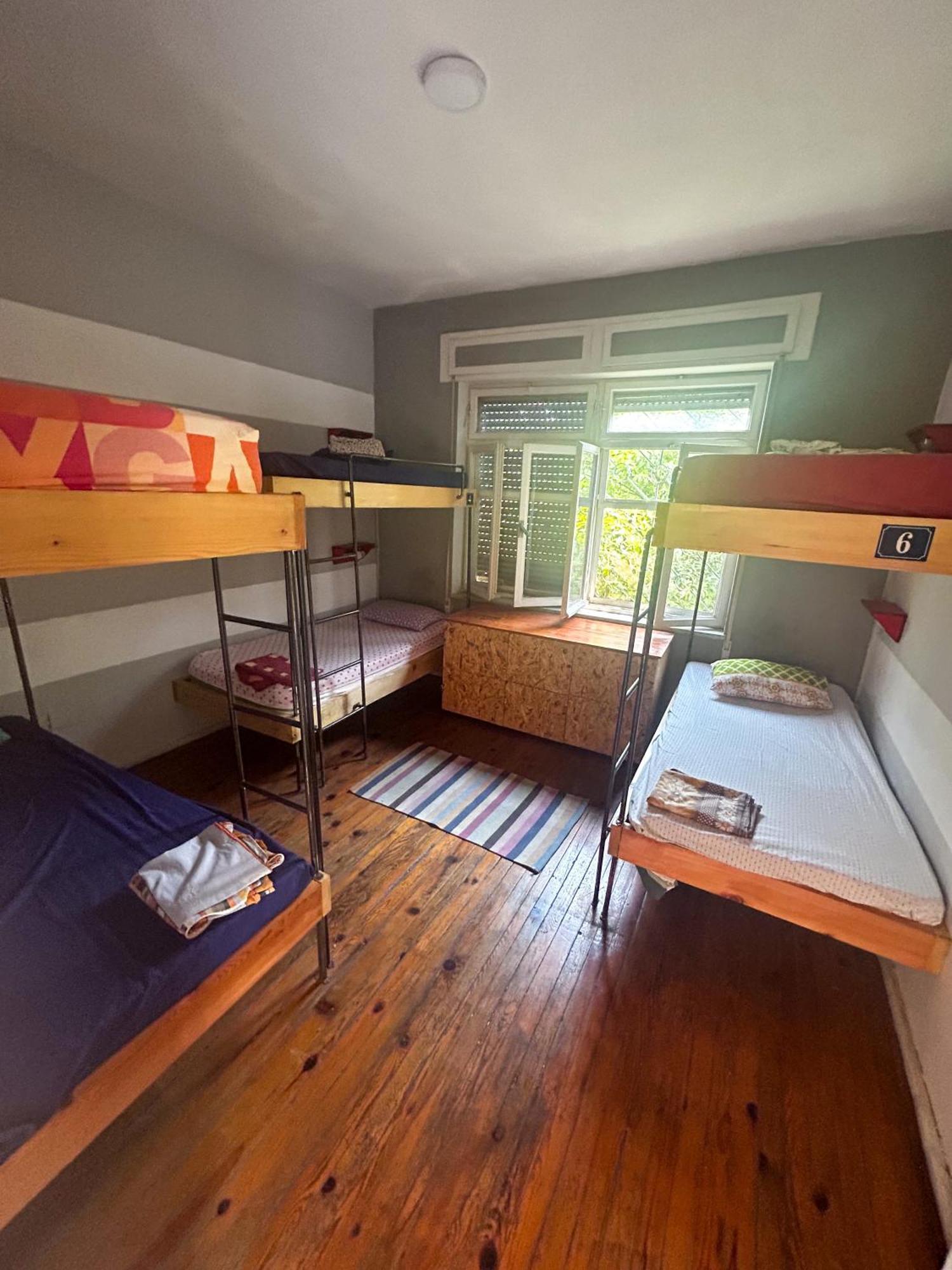 Milingona City Center Hostel Tirana Esterno foto
